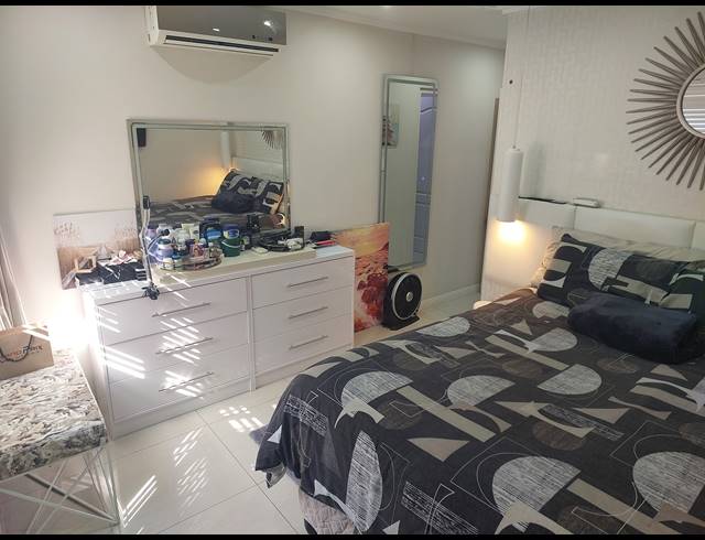 2 BEDROOM APARTMENT FOR SALE IN WESTVILLE